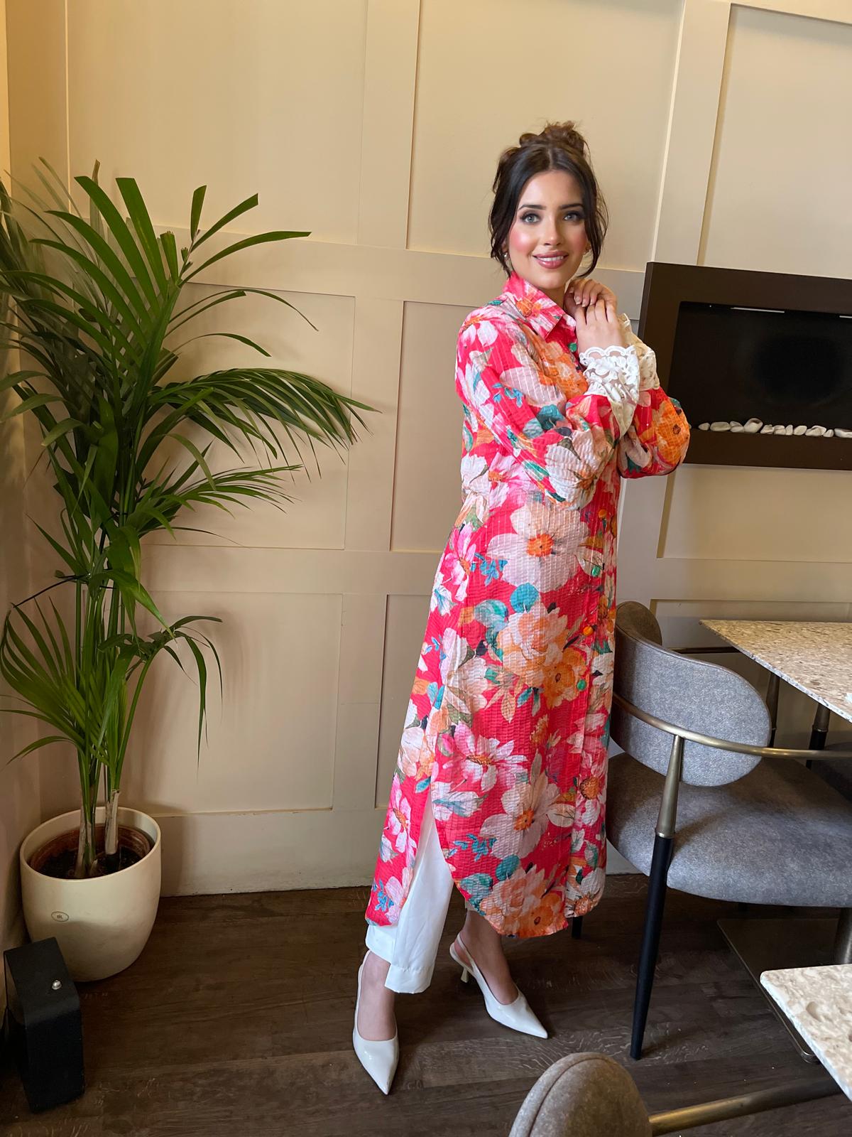 Lace Bouquet Long Shirt