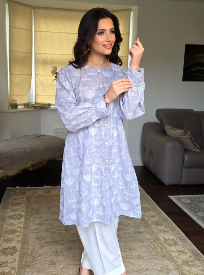 White tulip shirt with front buttons