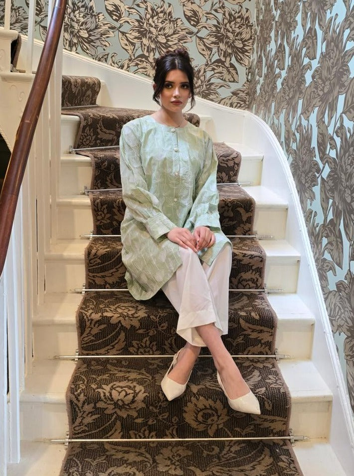 White tulip shirt with front buttons