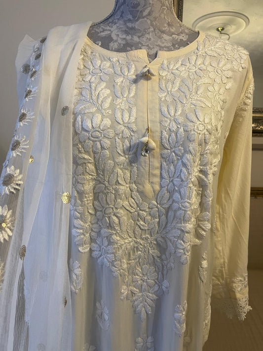 Citrus Bloom – Lemon Chikankari Kurta with Embroidered Chiffon Sequin Dupatta